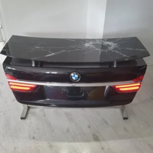 BMW 7 Series G11 Tailgate Desk