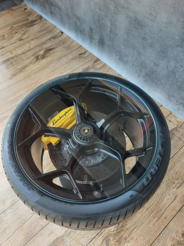 Lamborghini Huracán EVO Wheel Coffee Table