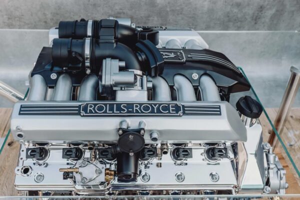 Rolls-Royce Phantom V12 Engine Coffee Table with Suar Wood Base