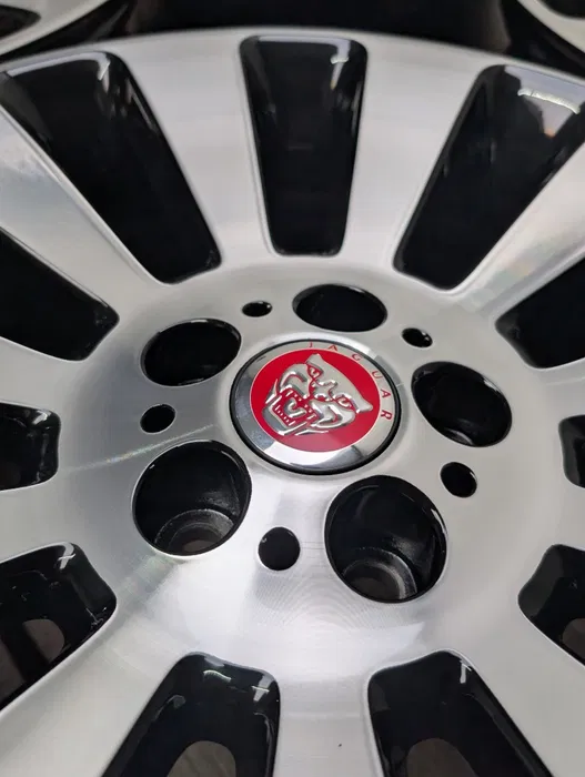 E36K-007 image 7 Jaguar XF Ford Volvo 19" 5x108 8.5J ET49