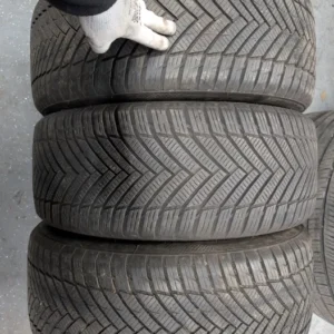 Minerva All Season Master All-season Tyre Pair 235/45/19