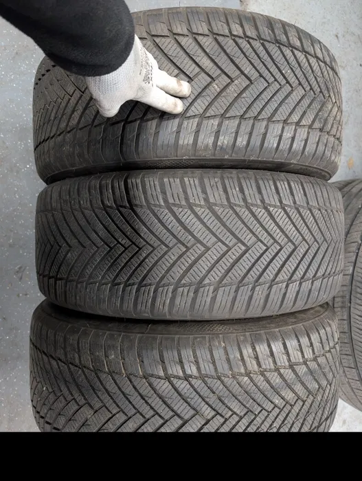 Minerva All Season Master All-season Tyre Pair 235/45/19