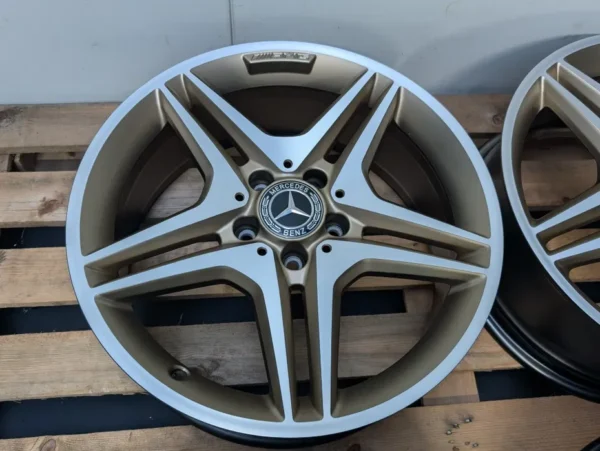 E36K-011 image 4 Mercedes A176 18" 5x112 AMG A Class CLA 7.5J ET52
