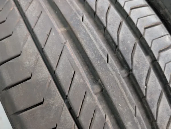 E36K-013 image 3 Continental Sport Contact 5 245/40/19 pair tyres
