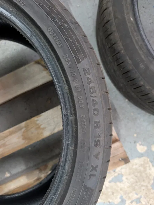 E36K-013 image 7 Continental Sport Contact 5 245/40/19 pair tyres