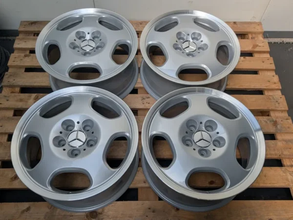 Mercedes Monoblock 17" 5x112 W201 W210 W124 W208