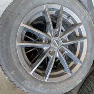 E36K-015 image 1 VW Caddy Seat Skoda 16" 5x112 All-season Tyres Michelin