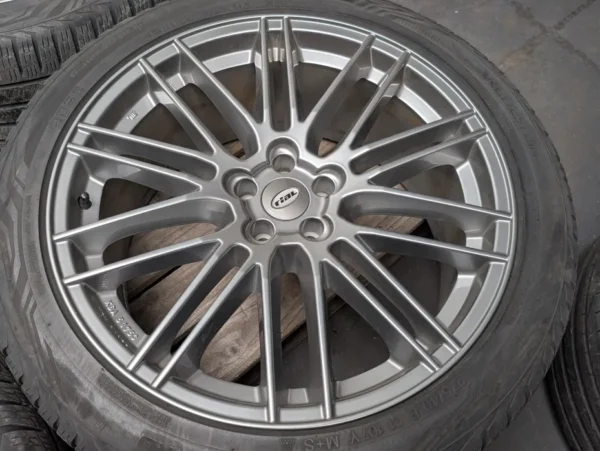 E36K-016 image 2 21" 5x108 Volvo Ford Jaguar Rial 9.5J ET35