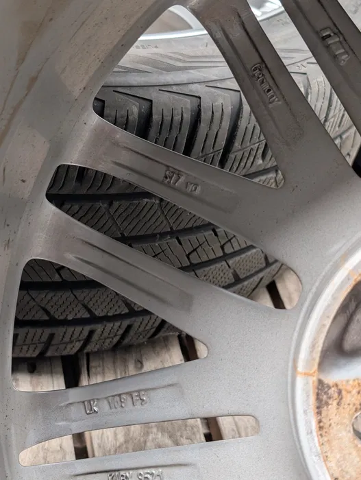 E36K-016 image 7 21" 5x108 Volvo Ford Jaguar Rial 9.5J ET35