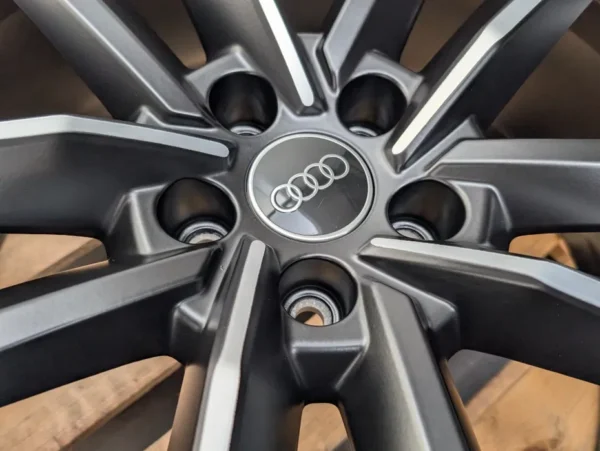 Audi A7 S7 A6 Q5 20" 5x112 8.5J ET30