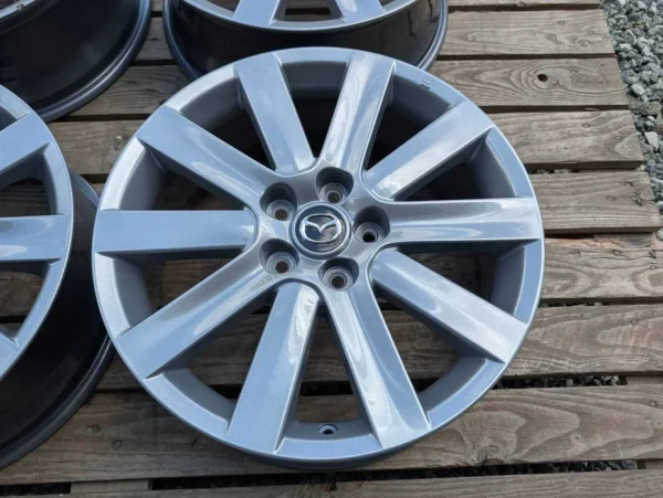 E36K-024 image 2 Mazda 3 6 5x114,3 7J ET52.5