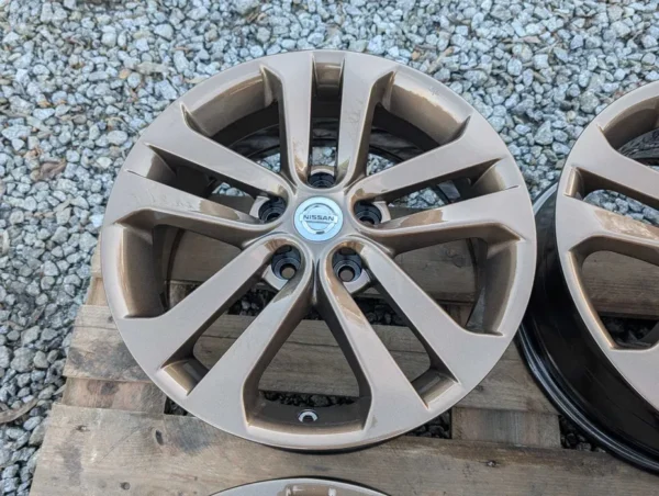 E36K-049 image 5 Nissan Qashqai Juke 17" 5x114,3 7J ET47