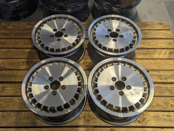 E36K-052 image 1 Mercedes VW Seat Skoda 15" 5x112 7J ET42