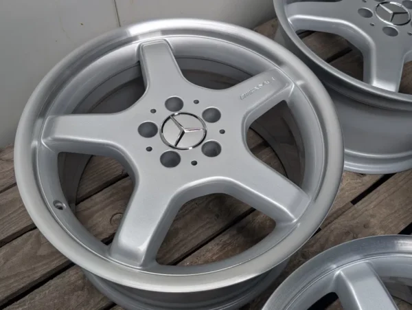 E36K-056 image 4 Mercedes 18" 5x112 AMG A211 8J 9J