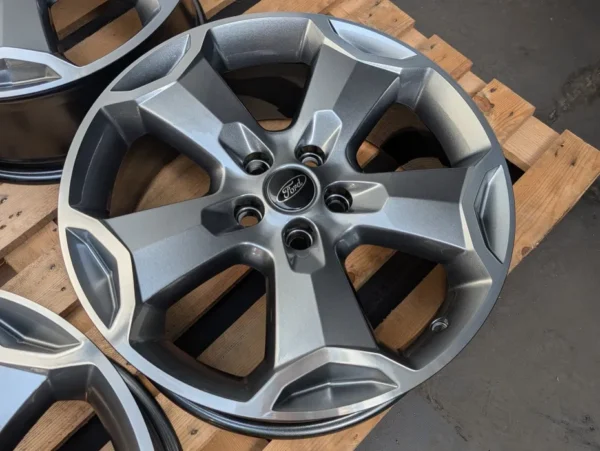 E36K-057 image 2 Ford Mondeo Kuga ST 18" 5x108 7.5J ET52.5