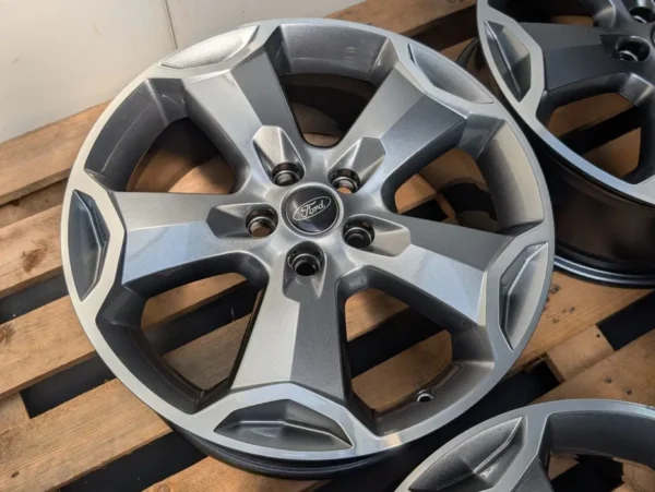 E36K-057 image 4 Ford Mondeo Kuga ST 18" 5x108 7.5J ET52.5