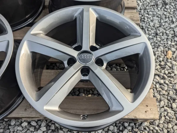 E36K-060 image 3 Audi A5 18" 8T0 Sline 8.5J ET29 OEM