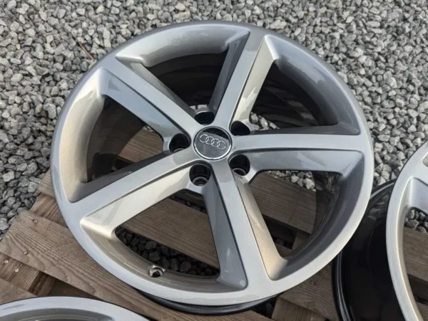 E36K-060 image 5 Audi A5 18" 8T0 Sline 8.5J ET29 OEM