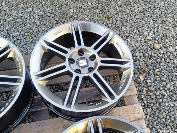 E36K-061 image 4 BBS Seat Leon Sport 18" 7.5J ET51