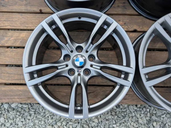 E36K-065 image 4 BMW 18" 5x120 Styling 400 M Sport F30 F31 F33
