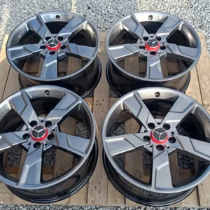 Mercedes W212 W204 E Class 5x112 18" AMG C Class