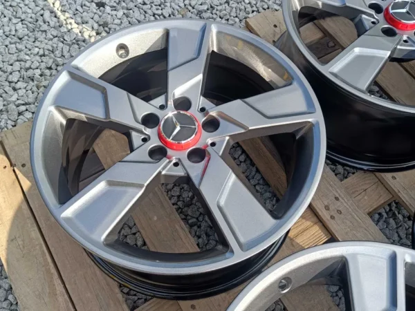 Mercedes W212 W204 E Class 5x112 18" AMG C Class