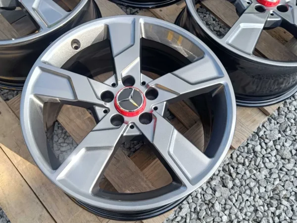 Mercedes W212 W204 E Class 5x112 18" AMG C Class
