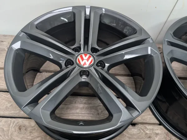E36K-070 image 4 VW Tiguan 18" Rline 5x112 8J ET30