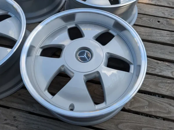 OZ Mae 18" 5x112 Mercedes AMG SL CL SEC R129 W126