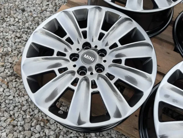 Mini Cooper Countryman 18" 7.5J ET51 5x120
