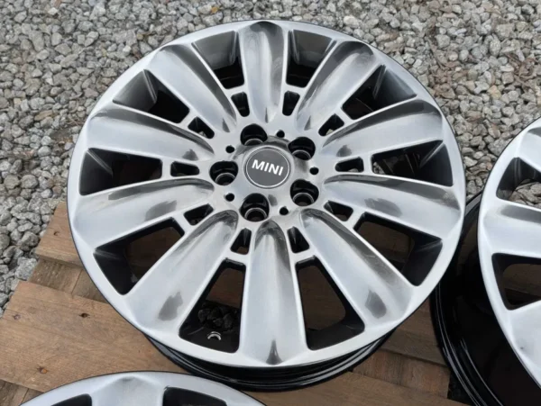 Mini Cooper Countryman 18" 7.5J ET51 5x120
