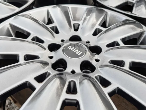 Mini Cooper Countryman 18" 7.5J ET51 5x120