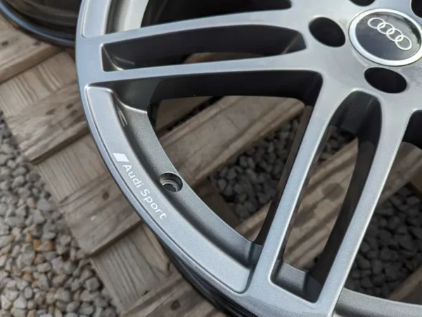 Audi 20" 5x112 ET33 8R0 Q5 A5 A6 A8