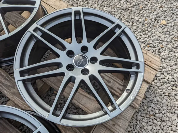 Audi 20" 5x112 ET33 8R0 Q5 A5 A6 A8
