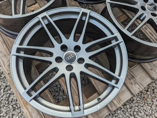 Audi 20" 5x112 ET33 8R0 Q5 A5 A6 A8