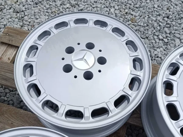 Mercedes Gullideckel 15" W126 6.5J