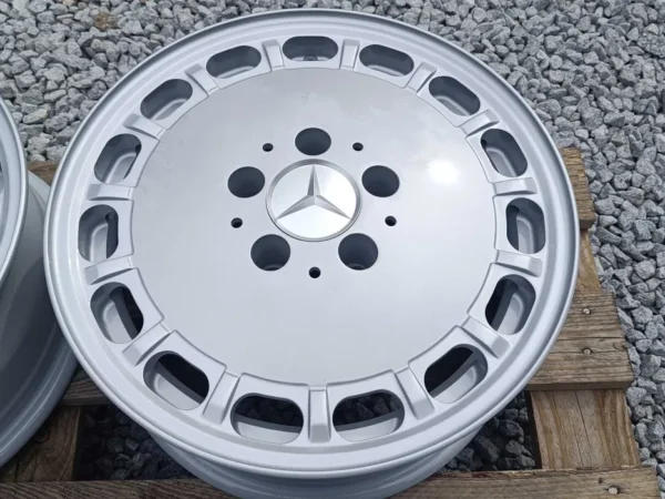 Mercedes Gullideckel 15" W126 6.5J