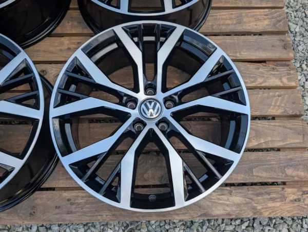 VW Golf VII 19" 5x112 GTI GTD R 7.5J ET51