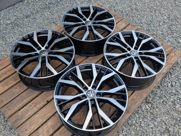 VW Golf VII 19" 5x112 GTI GTD R 7.5J ET51