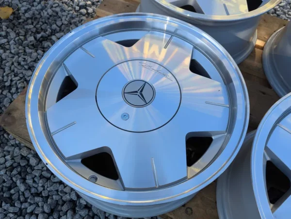 E36K-081 image 4 Carat by Duchatelet W126 16" 5x112 Monoblock AMG SEL
