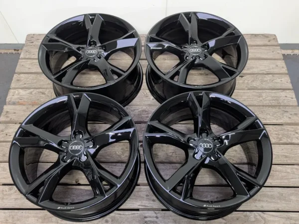 E36K-082 image 1 Audi A5 S5 19" 5x112 8.5J ET32 8T0 S line