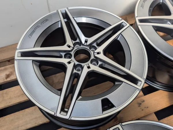 Mercedes A206 19" 5x112 AMG 7.5J ET40 9J ET58
