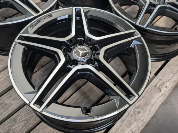 E36K-086 image 3 Mercedes GLB 19" 5x112 7.5J ET53 A247