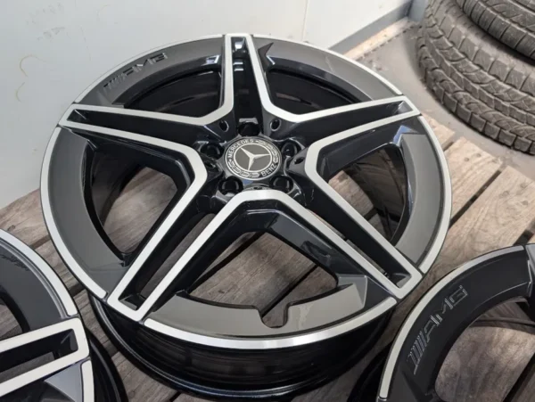 E36K-086 image 5 Mercedes GLB 19" 5x112 7.5J ET53 A247
