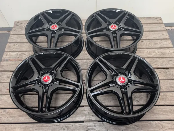 E36K-087 image 1 Mercedes A176 5x112 AMG 18" ET52 CLA A Class