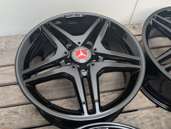 E36K-087 image 4 Mercedes A176 5x112 AMG 18" ET52 CLA A Class
