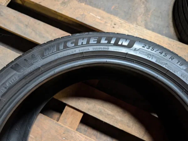 Tyres lato Michelin Primacy 4 235/45/19 pair
