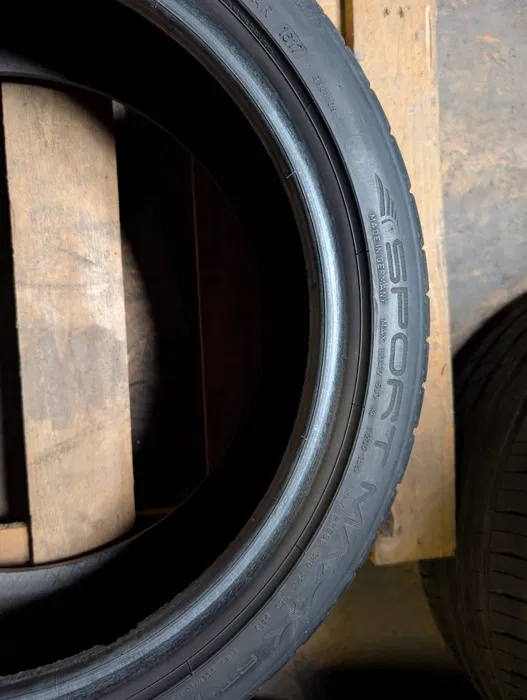 Tyres lato Dunlop Sport Maxx Run Flat 205/45/17 pair