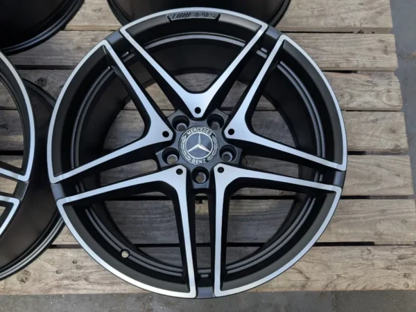 Mercedes C63 C63s 19" 5x112 AMG