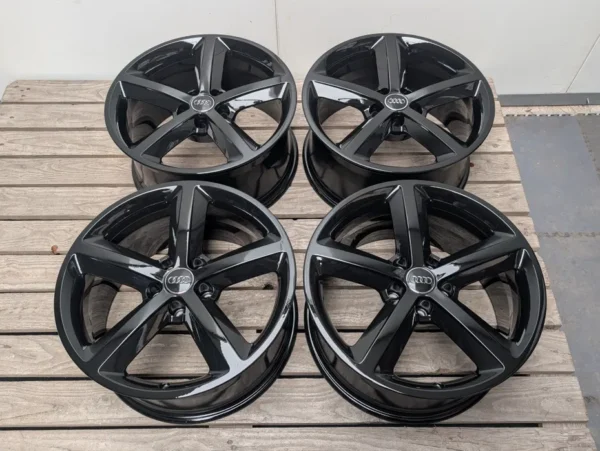 Audi A5 18" 8.5J ET29 8T0 5x112